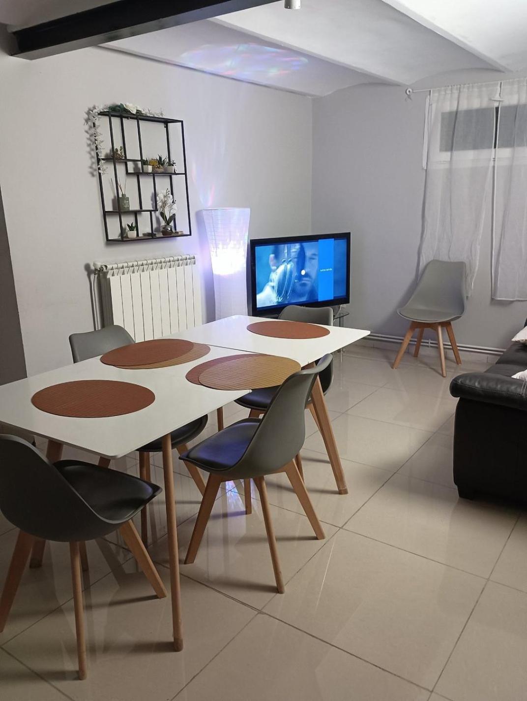 Villa 3 Appartements Entiers Avec Piscine Et Jaccuzi Et Parking Marsylia Zewnętrze zdjęcie