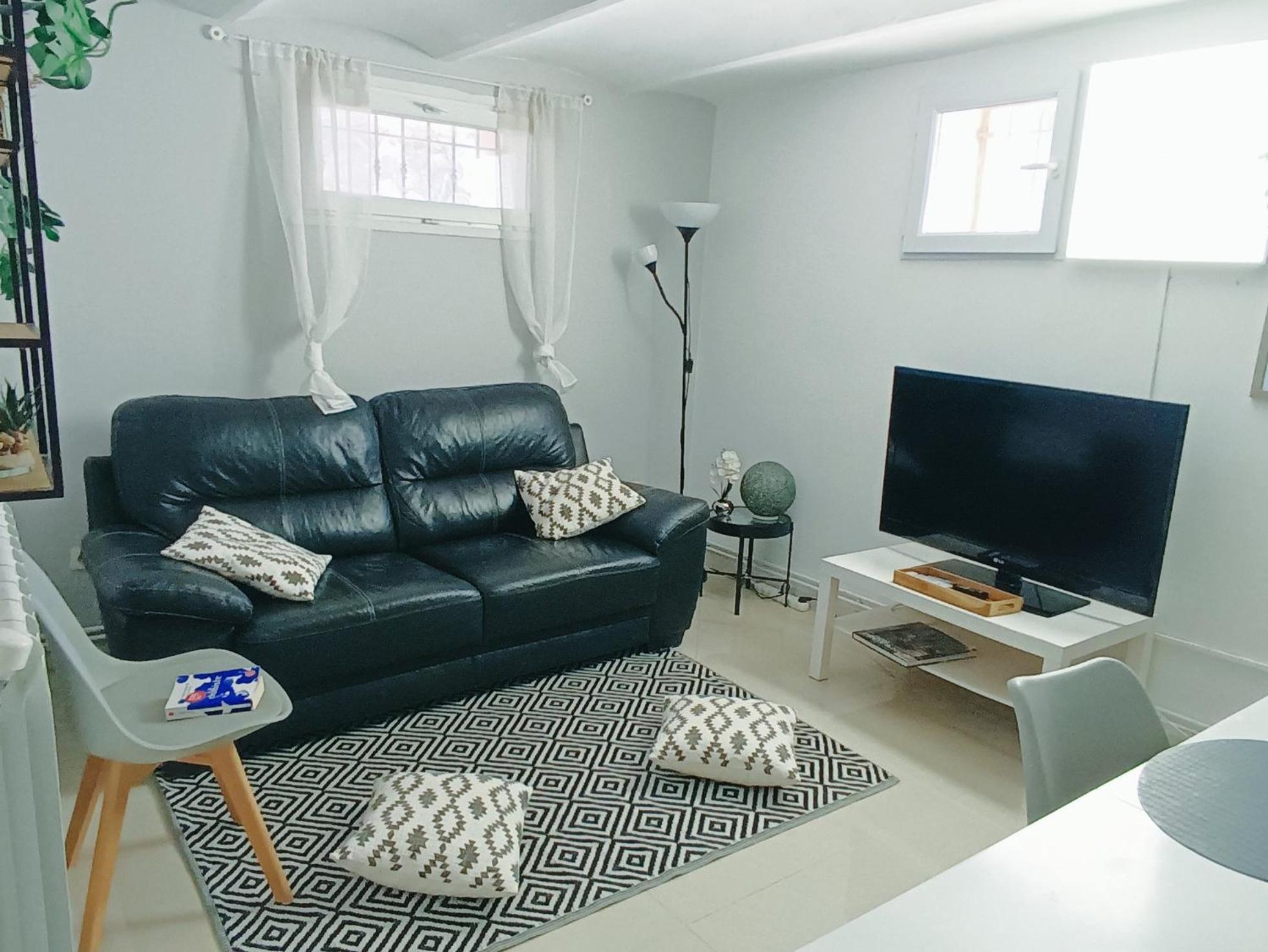 Villa 3 Appartements Entiers Avec Piscine Et Jaccuzi Et Parking Marsylia Zewnętrze zdjęcie
